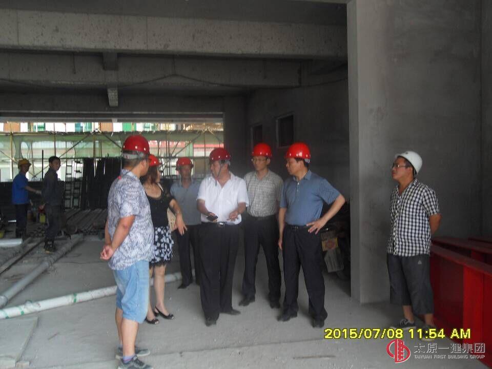 西山分公司晋城市望川楼小学项目工地检查