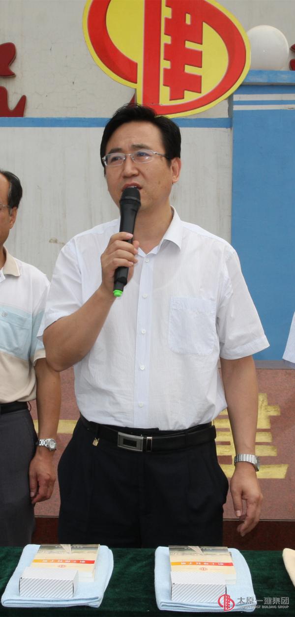 太原市总工会在集团公司田和食品集团  制冷车间项目部开展送清凉慰问活动